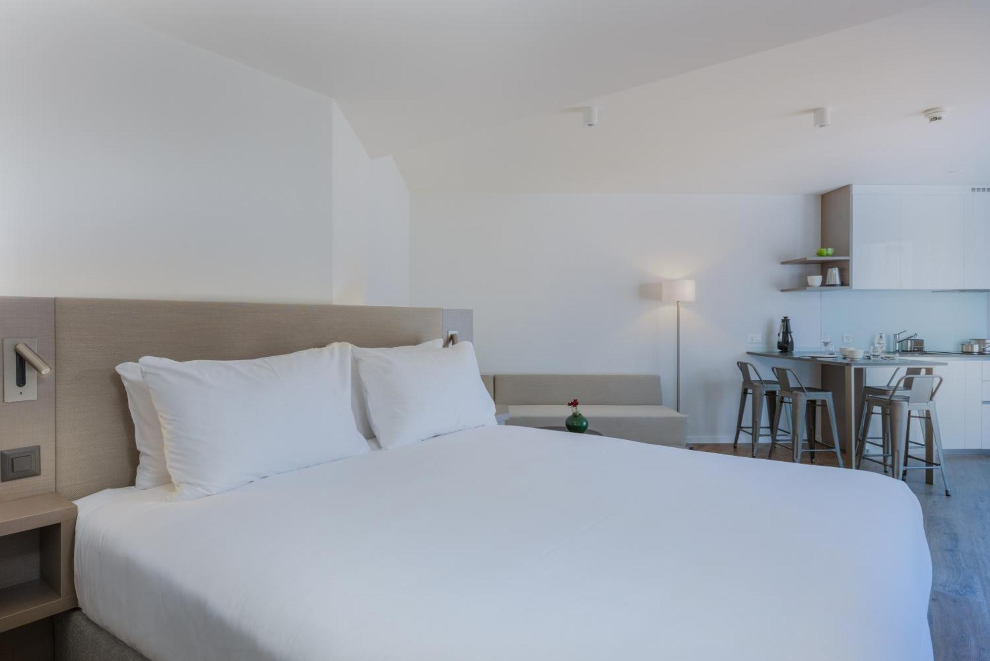 Base Hotel Genebra
