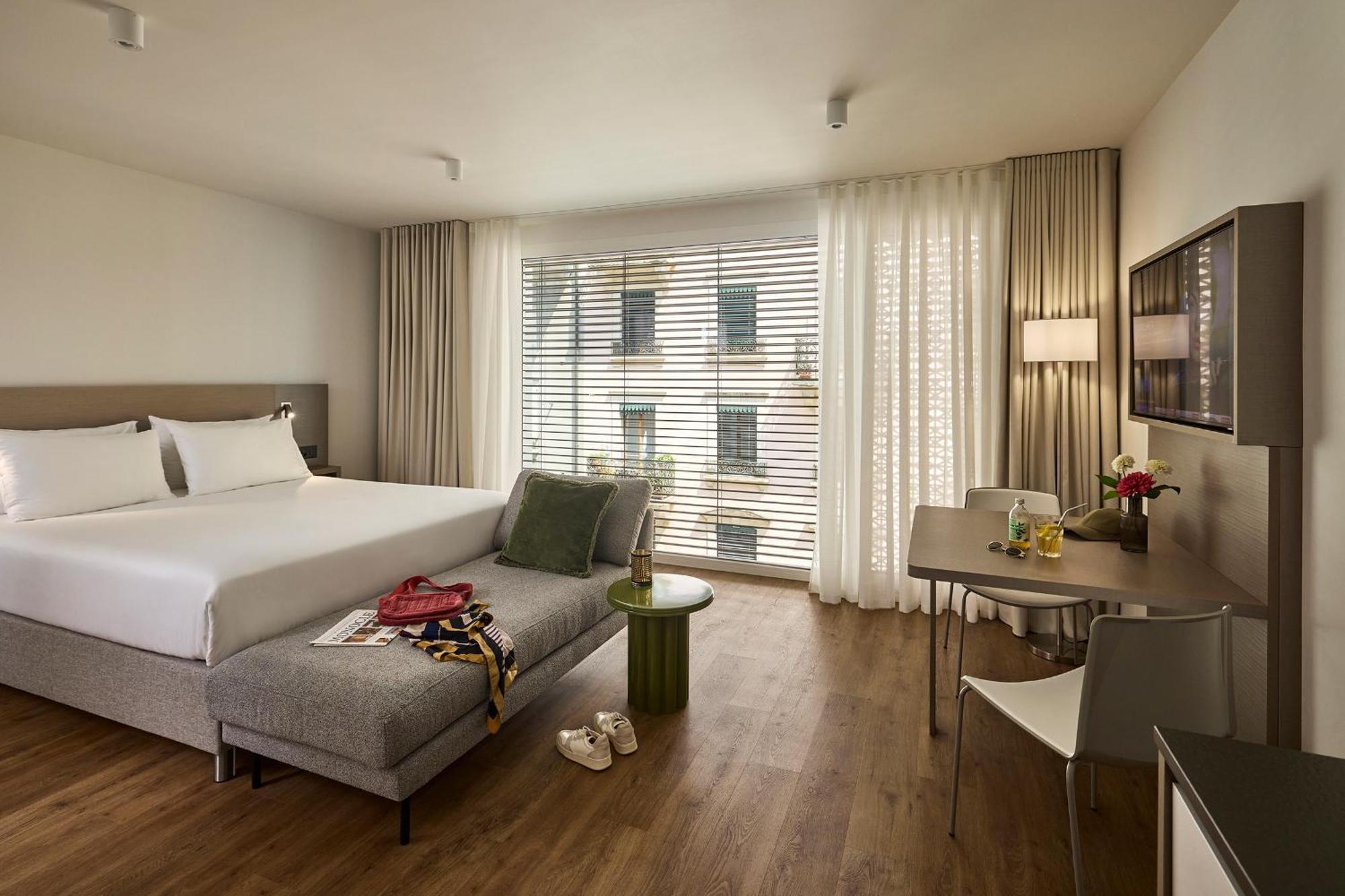 Base Hotel 4*